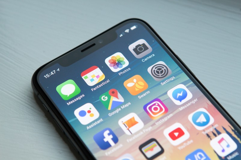 Device with apps